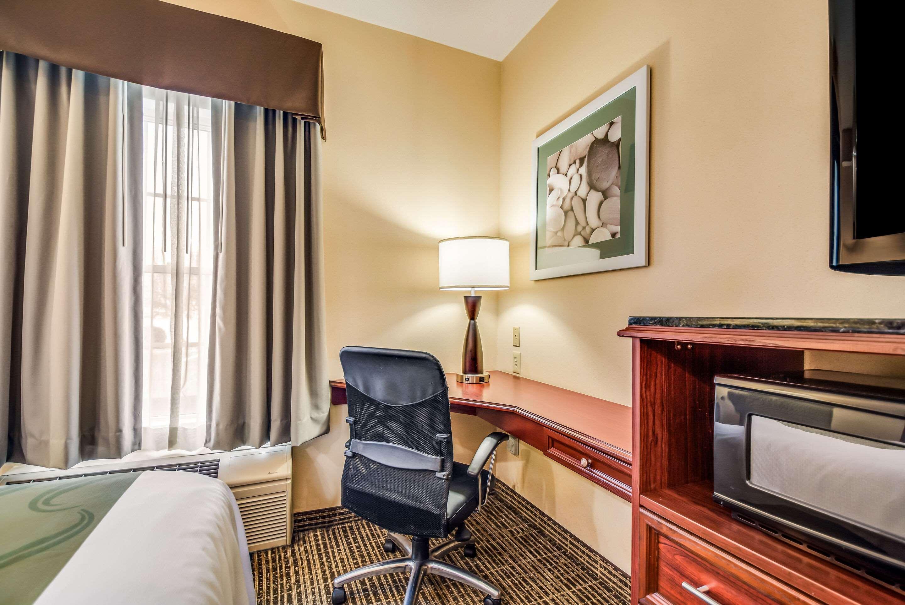 Quality Inn Ок-Ридж Экстерьер фото