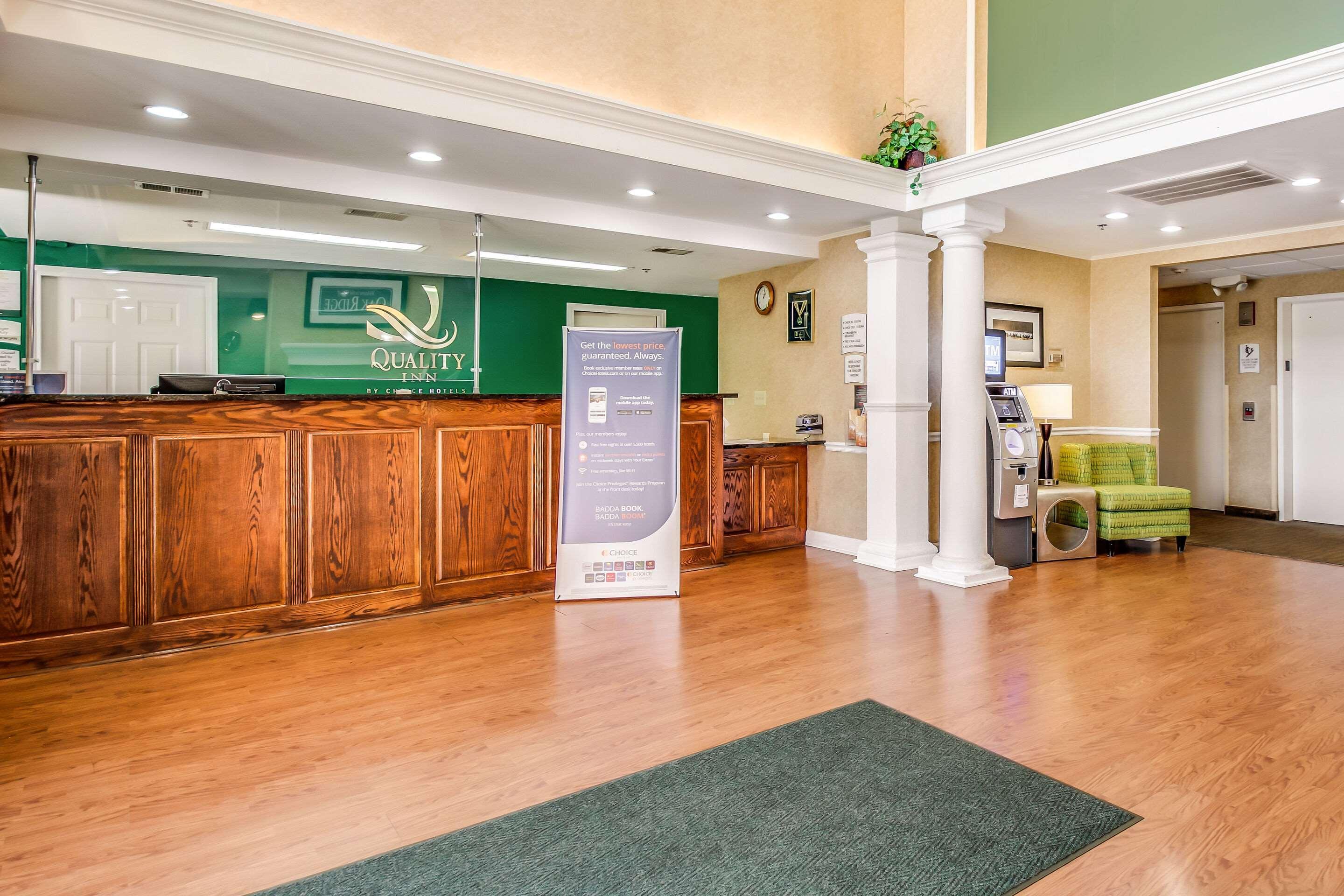 Quality Inn Ок-Ридж Экстерьер фото