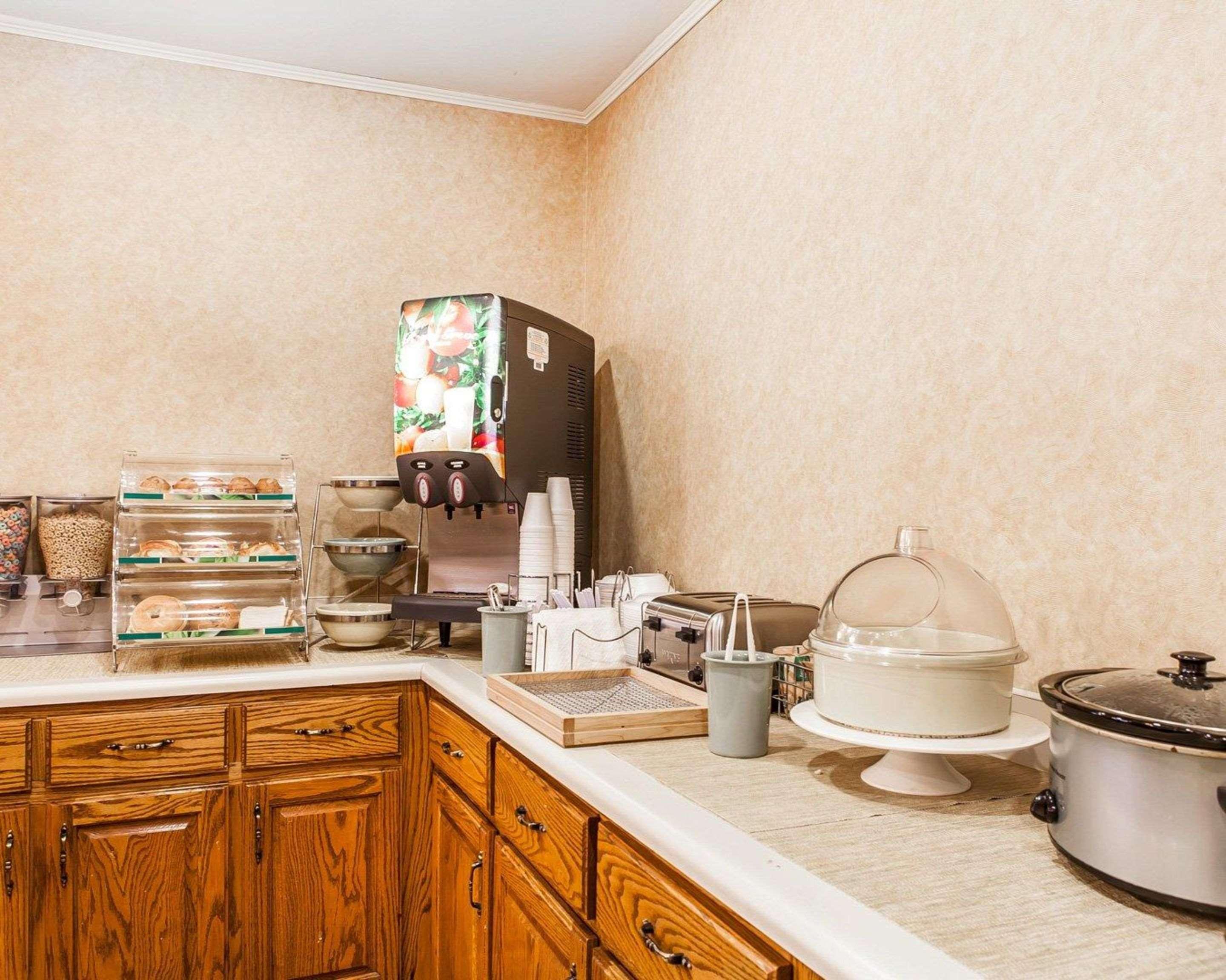 Quality Inn Ок-Ридж Экстерьер фото