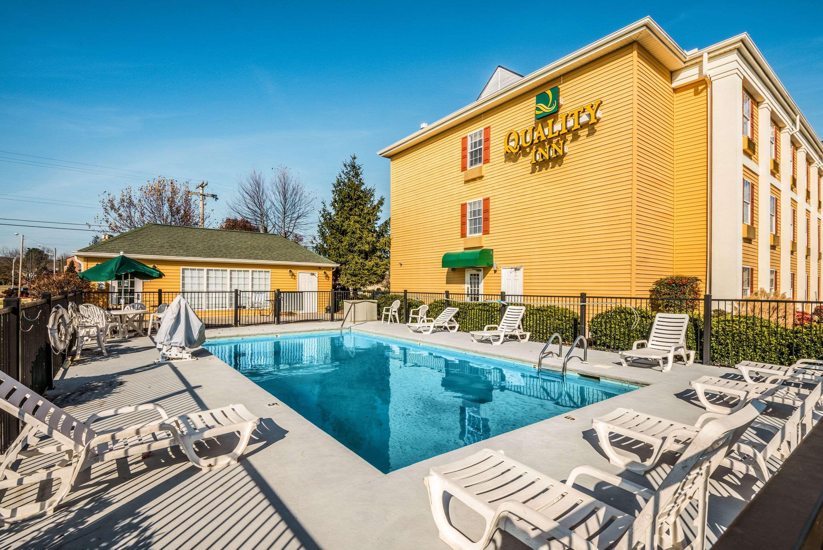 Quality Inn Ок-Ридж Экстерьер фото