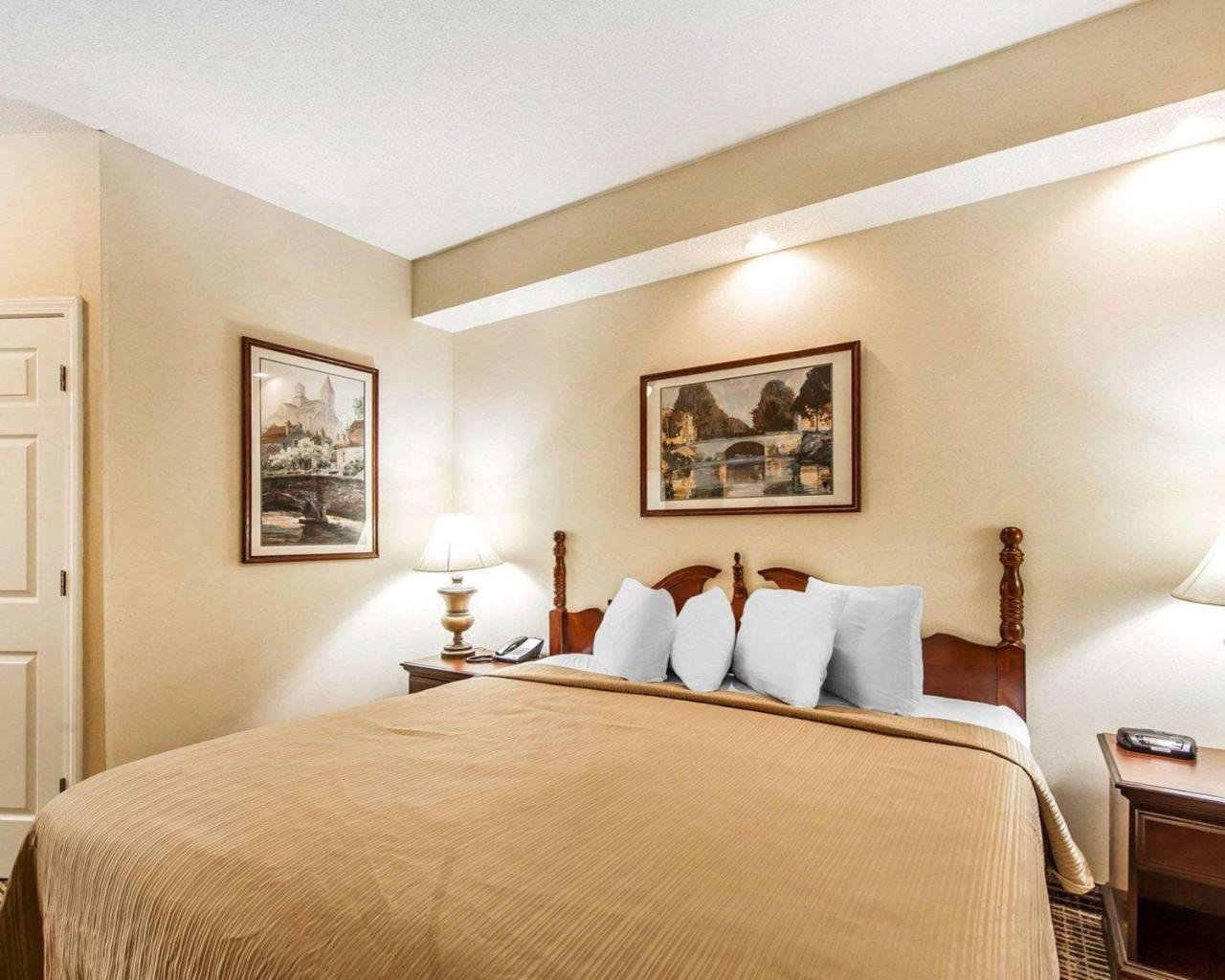 Quality Inn Ок-Ридж Экстерьер фото